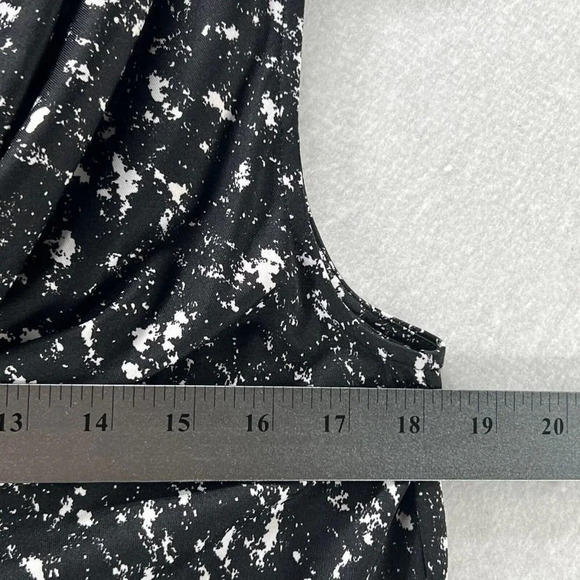 89TH & MADISON Tank Womens Sz M Printed Draped Sleeveless Stretch Jersey Black - Picture 9 of 10